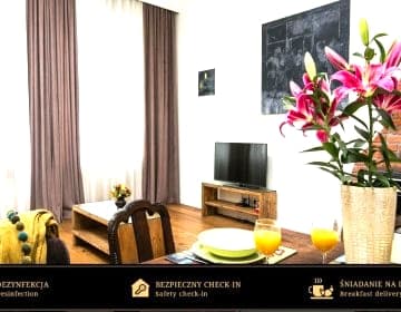 Old Town Brigue Apartment by Otium
