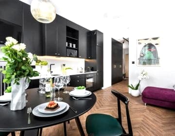 Moss Apartment