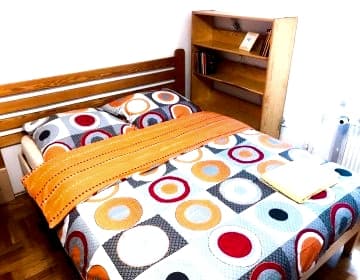 Sunny apartment. 5 minutes walk from Main Sqare.