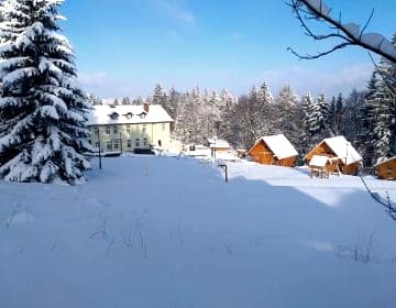 O.W Na Koziej Hali i domki całoroczne