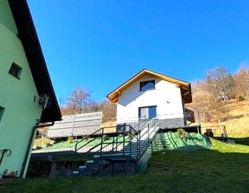 Domek na tarasie