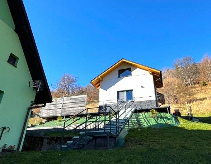 Domek na tarasie