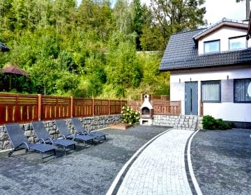 Domek i Apartament Marion