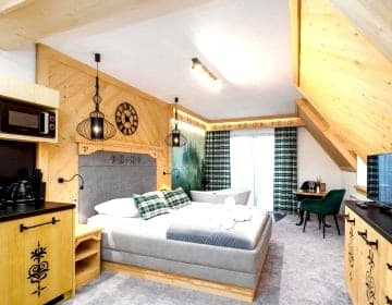 Apartamenty Małe Ciche z jacuzzi ogrodowym, widokiem na TATRY i SKY WALK