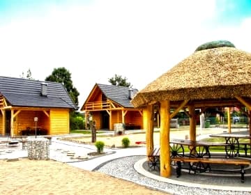 Bacówki nad jeziorem Goszcza