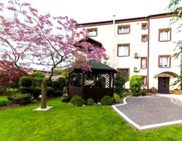 Astra Apartments