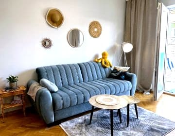 Morskie Boho Apartament z dyżym Tarasem Gdynia Najem Wakacje Praca Zdalna Pies