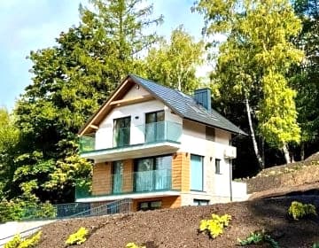 LUXURY OAK VILLAS