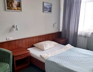 Pokoj dwuosobowy z łazienka