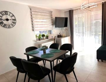 Apartament w Międzywodziu z parkingiem