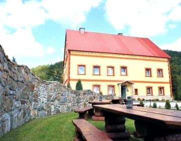 Ranczo u Jana | Blisko las, góry, rzeka, wyciągi narciarskie | Grill, basen