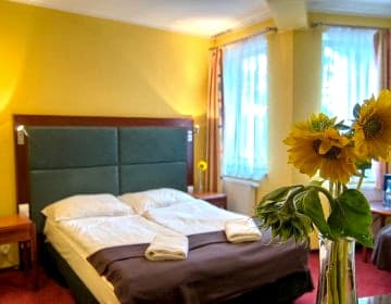 Pensjonat Etna. Komfortowe pokoje, restauracja z lokalną kuchnią, sauna fińska