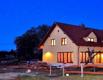 Agroturystyka u Ewy | Las, jezioro, regionalna kuchnia