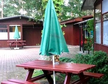 Swietna lokalizacja. Do morza tylko ok 300 m a do centrum nieco dalej. Zapraszam
