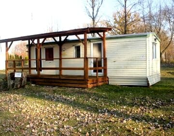 3Domeki / bungalow nad jeziorem