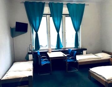 Hostel Poznań. Pokoje 1, 2, 3 i 4 - osobowe w centrum miasta