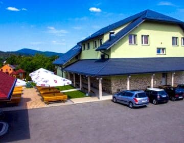 Ośrodek Wypoczynkowo-Szkoleniowy "Cubus-Beskidy"