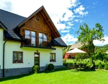 Willa Kamyk  z widokiem na góry
