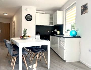 Rose by Q4Apartments