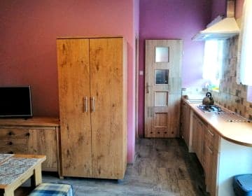 U Jasia. Komfortowe pokoje z kuchnią lub aneksem kuchennym
