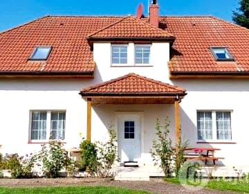 Dom Rumianek. Apartamenty i pokoje dla rodzin 6 minut do morza