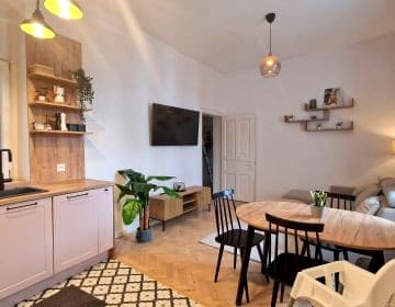 OldTown Gold Apartment