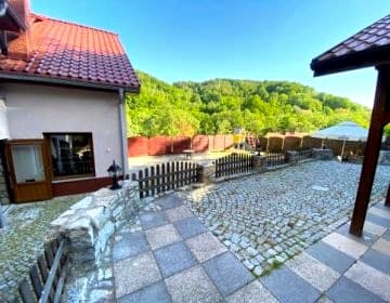 Willa Justynka noclegi w Górach Sowich-Zamek Książ i Kompleks Riese