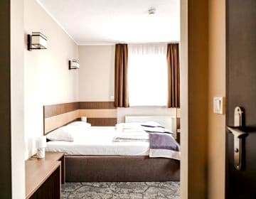 Hotel Sleep | noclegi w spokojnej okolicy Wrocławia