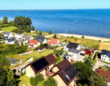 Domki Alex – komfortowe domki nad Zatoką Pucką z placem zabaw i parkingiem