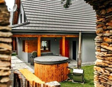 Skrzaci zakątek - domek z prywatną balią z jacuzzi
