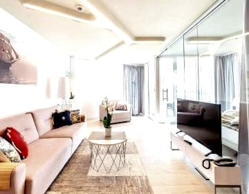 Apartament z widokiem na morze z aneksem kuchennym i basenem Ultra MARINE