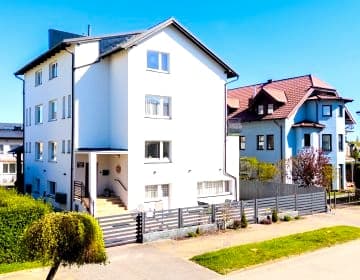 Willa Bliźniak, Pokoje i Apartamenty z wyżywieniem, blisko morza