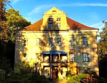 Pałac Rząsiny