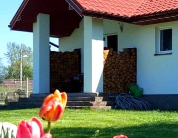 Wygodny Dom na Ponidziu z Basenem