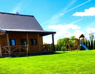 Domek nad Nieliszem