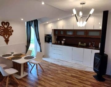Uroczy Apartament w poblizu Term Chocholowskich
