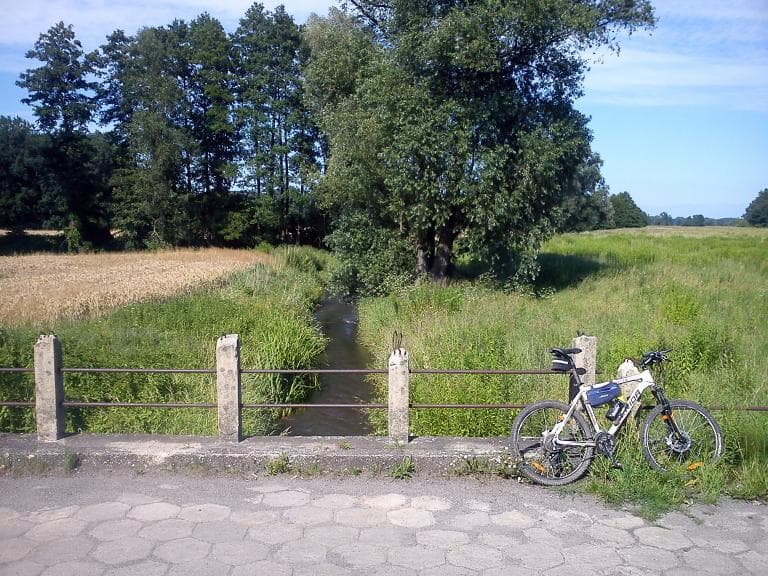 8 mostkami przez Zimnicę z Lubin-Sitno