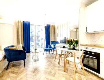 SKY Home-Blue Apartament - Manufaktura, Bezpłatny Parking, Klima, Dostęp na KOD