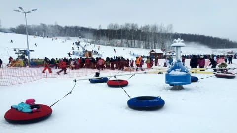 Nart-Sport. Wyciągi narciarskie. Antoń K.