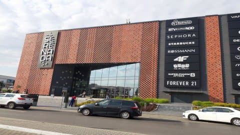 Parking Kraków - Centrum Handlowe Serenada ul. al. T. Bora-Komorowskiego 41
