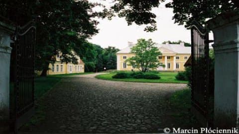 Zespół pałacowo-parkowy