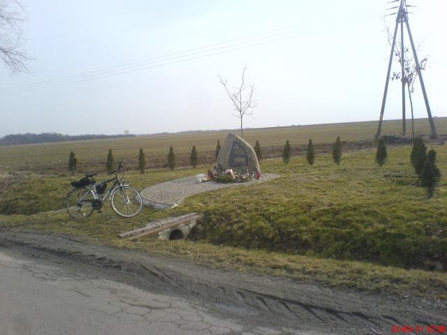 13.03.2011. W hołdzie ratownikom