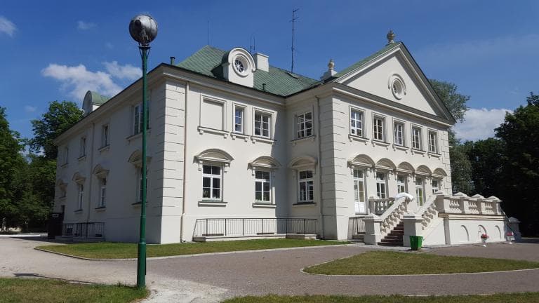 Urzędów