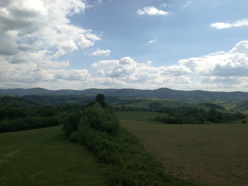 Bóbrka- Łobozew Dolny -Chrewt- Bukowiec-Solina Zapora- Myczkowce - Bóbrka