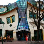 krzywy domek w sopocie noclegowo 150x150 - Wędrowny Wieszak - Łuck