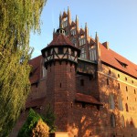 malbork zamek 150x150 - Czym się różni petsitter od tradycyjnego hotelu dla psów?