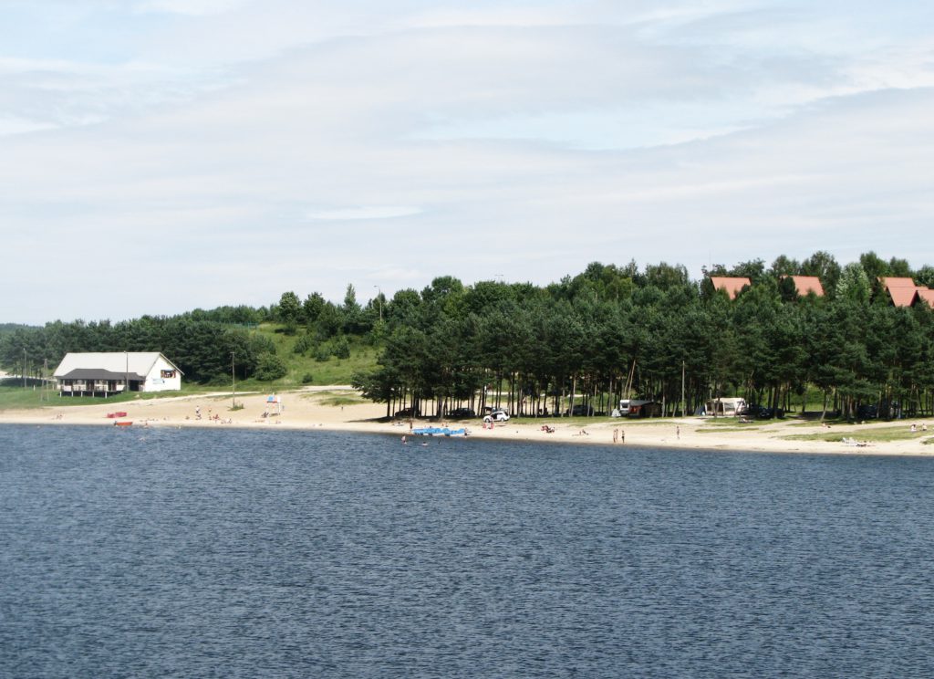 Jeziora z piaszczystymi plażami w Polsce hancza 1024x744 - Jeziora z piaszczystymi plażami w Polsce