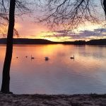 lake 806036 1280 150x150 - Zimowy urlop dla seniora – gdzie warto pojechać?