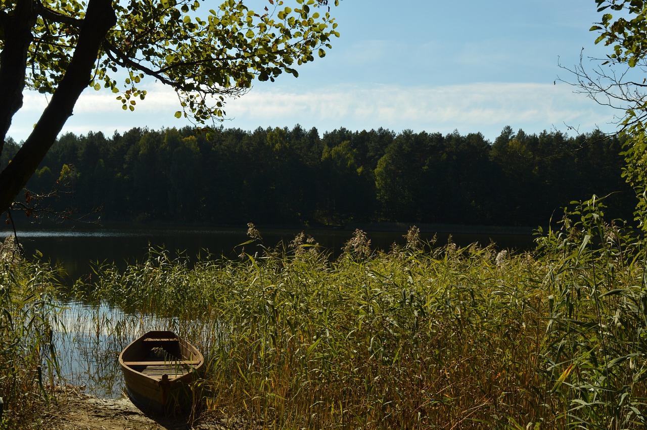 landscape 1155506 1280 - Warmińsko-mazurskie skarby - odkryj je razem z nami!