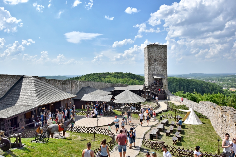 zamek checiny 2018 02 - Zamek w Chęcinach - dlaczego warto go odwiedzić?